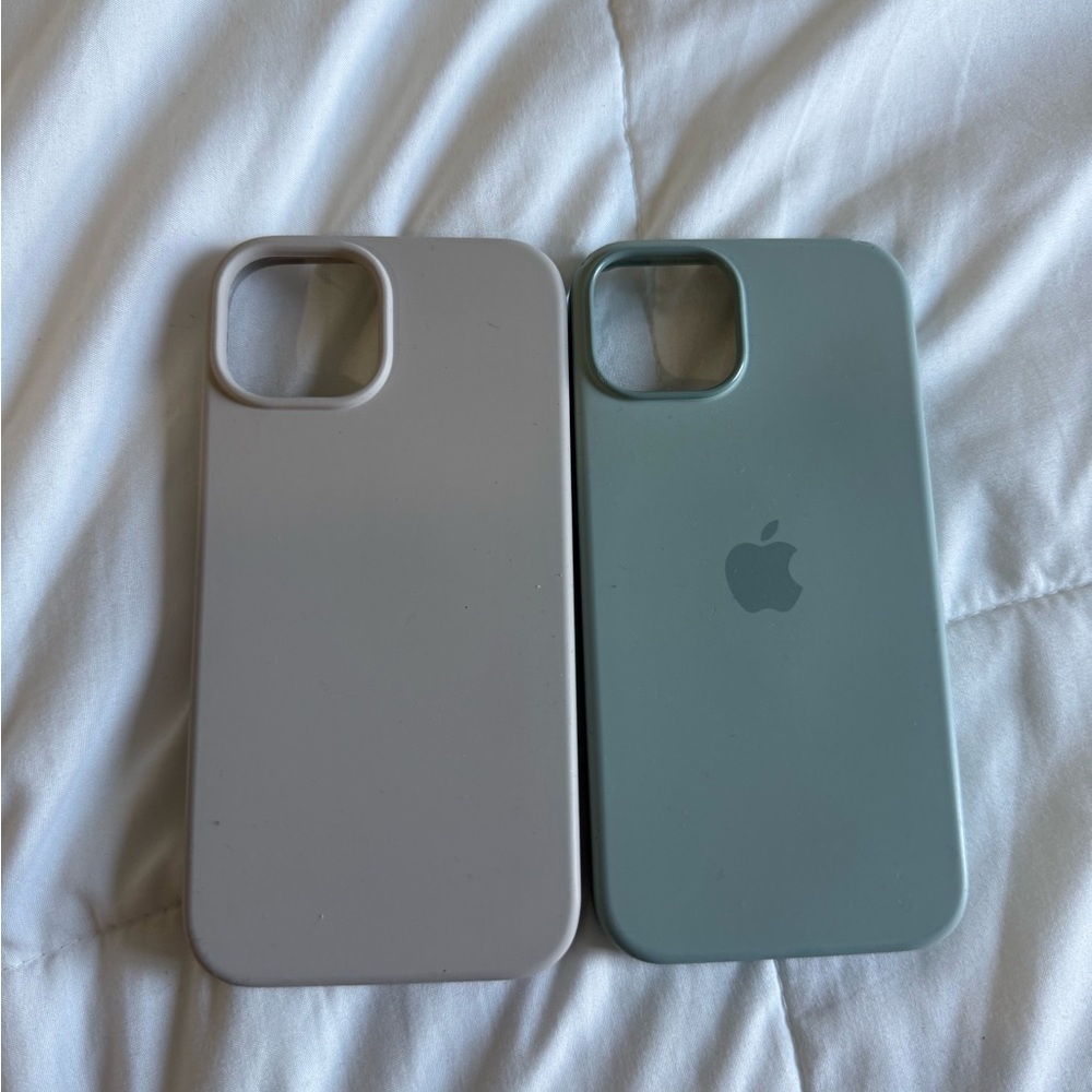 Apple Silicone Cases for iPhone 15pro - Gray and Green